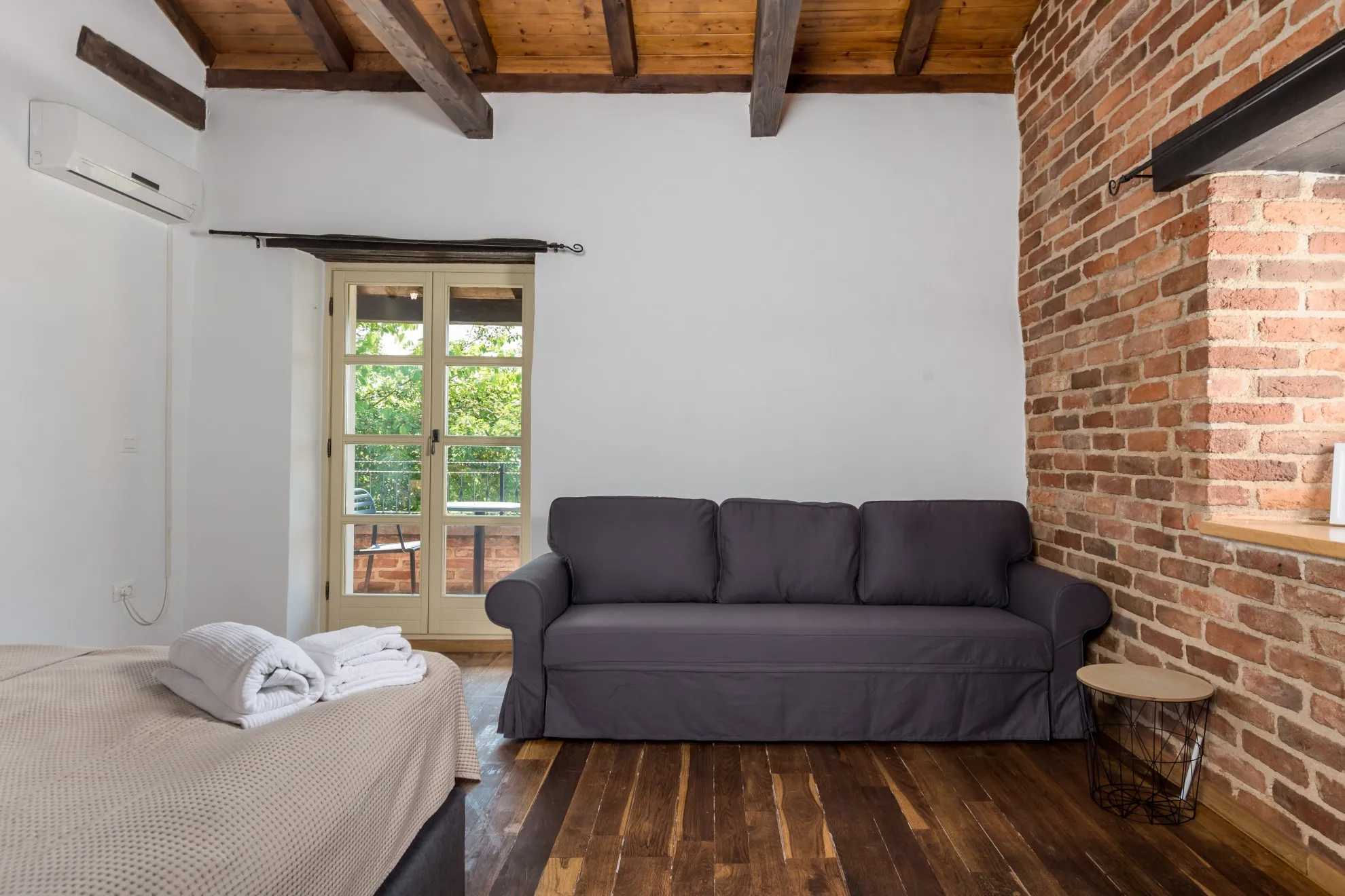 predivna kamena vila s bazenom u srcu istre, 300m2 + 700m2 okućnice - slika 4