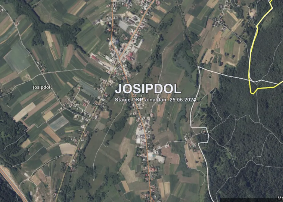 Građevinsko zemljište uz samu cestu u Josipdolu, Ogulin, 4750m2
