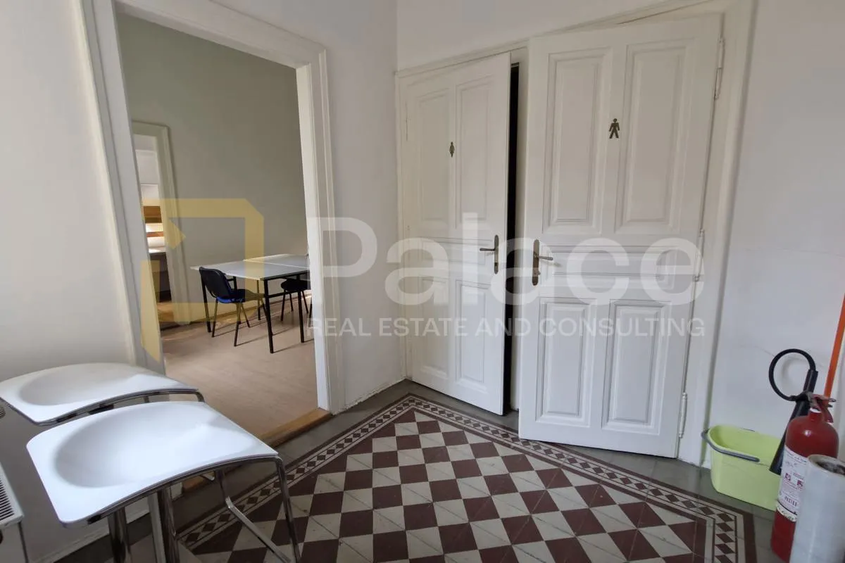 najam poslovnog ili stambenog prostora, strogi centar osijeka, 155 m2 - slika 2