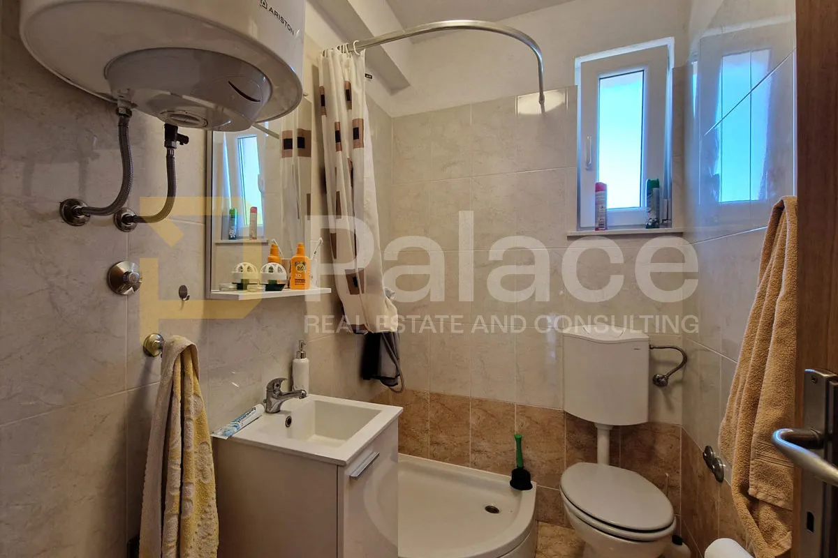 prostrana kuća s 3 stana i pogledom na more – kraljevica, 744m2 - slika 24