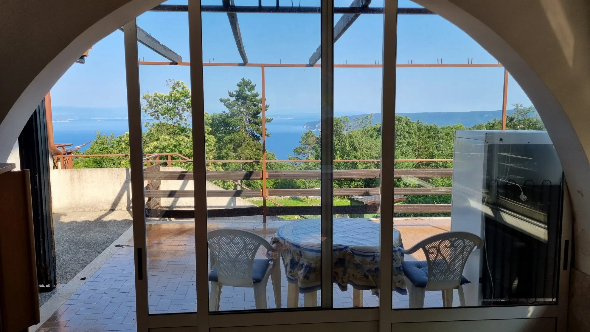 kuća s predivnom okućnicom i pogledom na more, mošćenička draga - slika 4