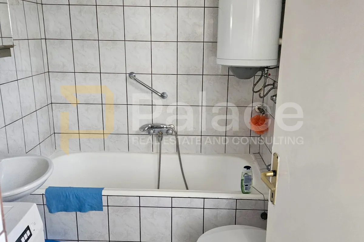 miran dom u valpovu s velikim zemljištem - slika 11