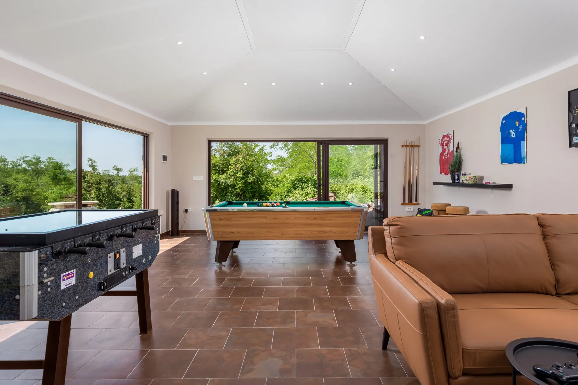 predivna kamena vila s bazenom u srcu istre, 300m2 + 700m2 okućnice - slika 9