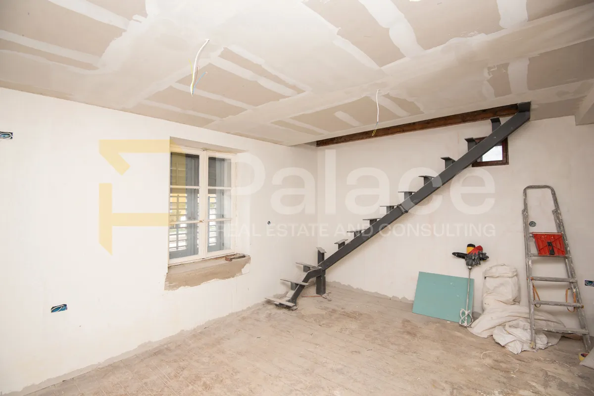 renovirani dvoetažni stan s4 u manjoj zgradi: šibenik-centar, 70 m2 - slika 6