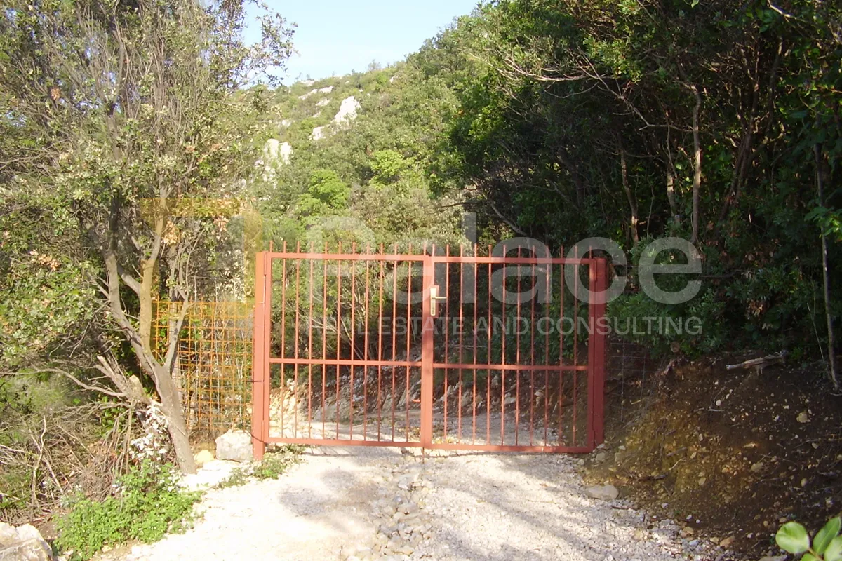 šibenik: atraktivno zemljište s panoramskim pogledom 27 542m2 - slika 3