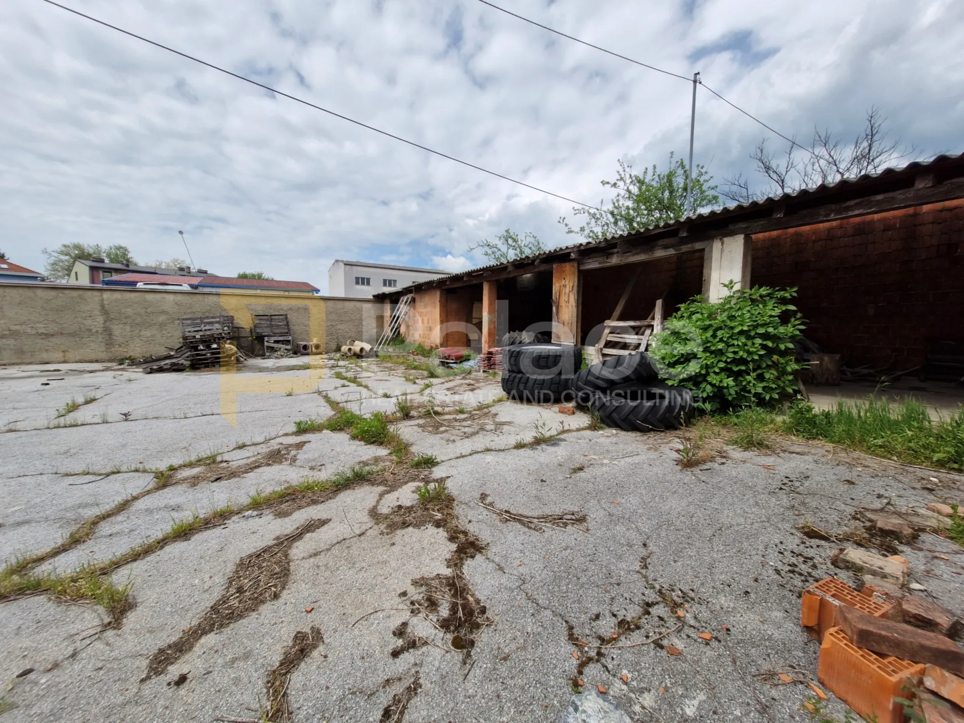 poslovna zgrada i dio hostela sa 13 soba, nova gradiška - slika 6