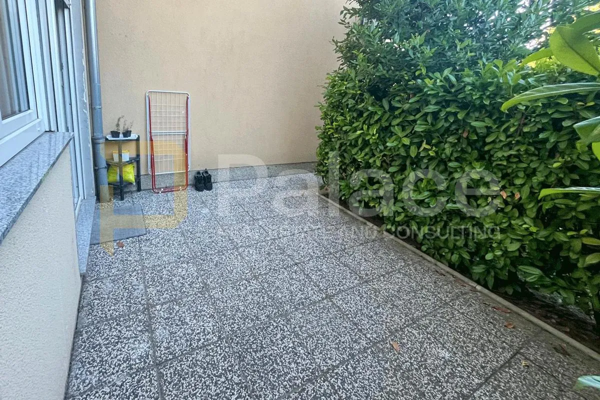 trosoban stan s privatnim vrtom, garažom i dvorištem – sesvete - slika 9