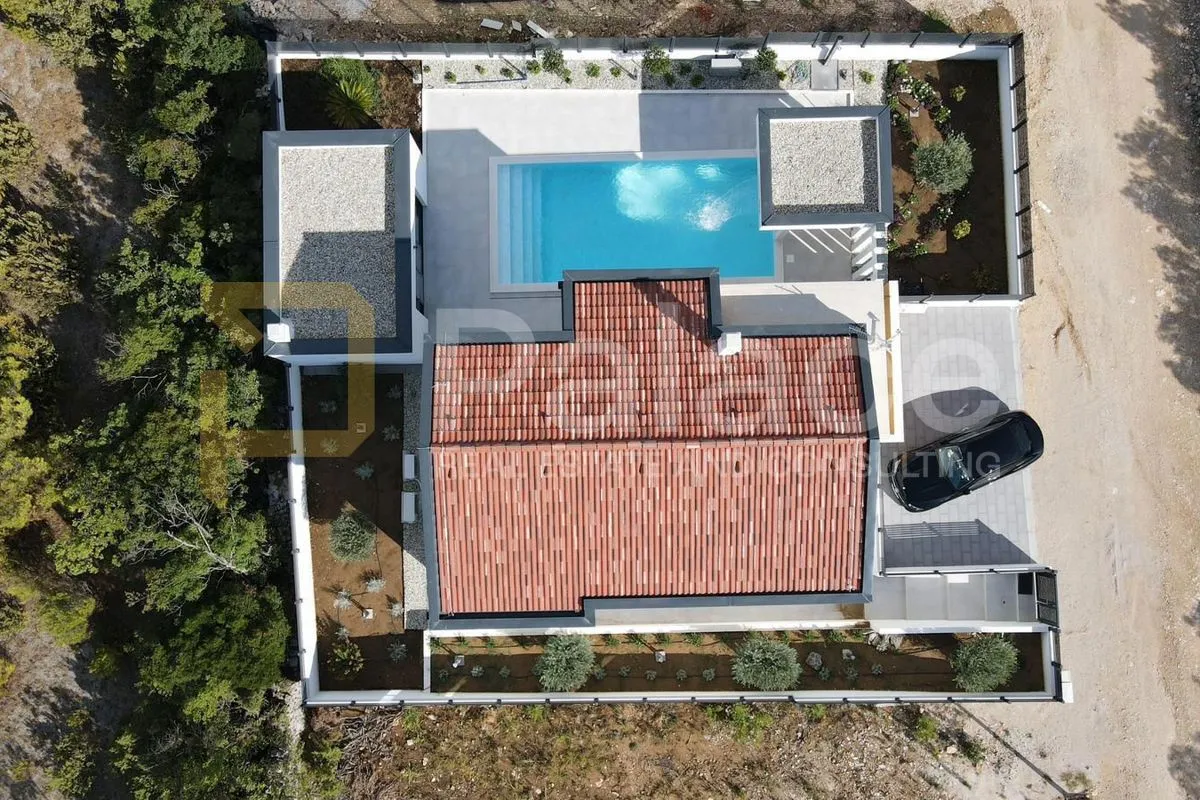 prekrasna villa sa pogledom na more - slika 3