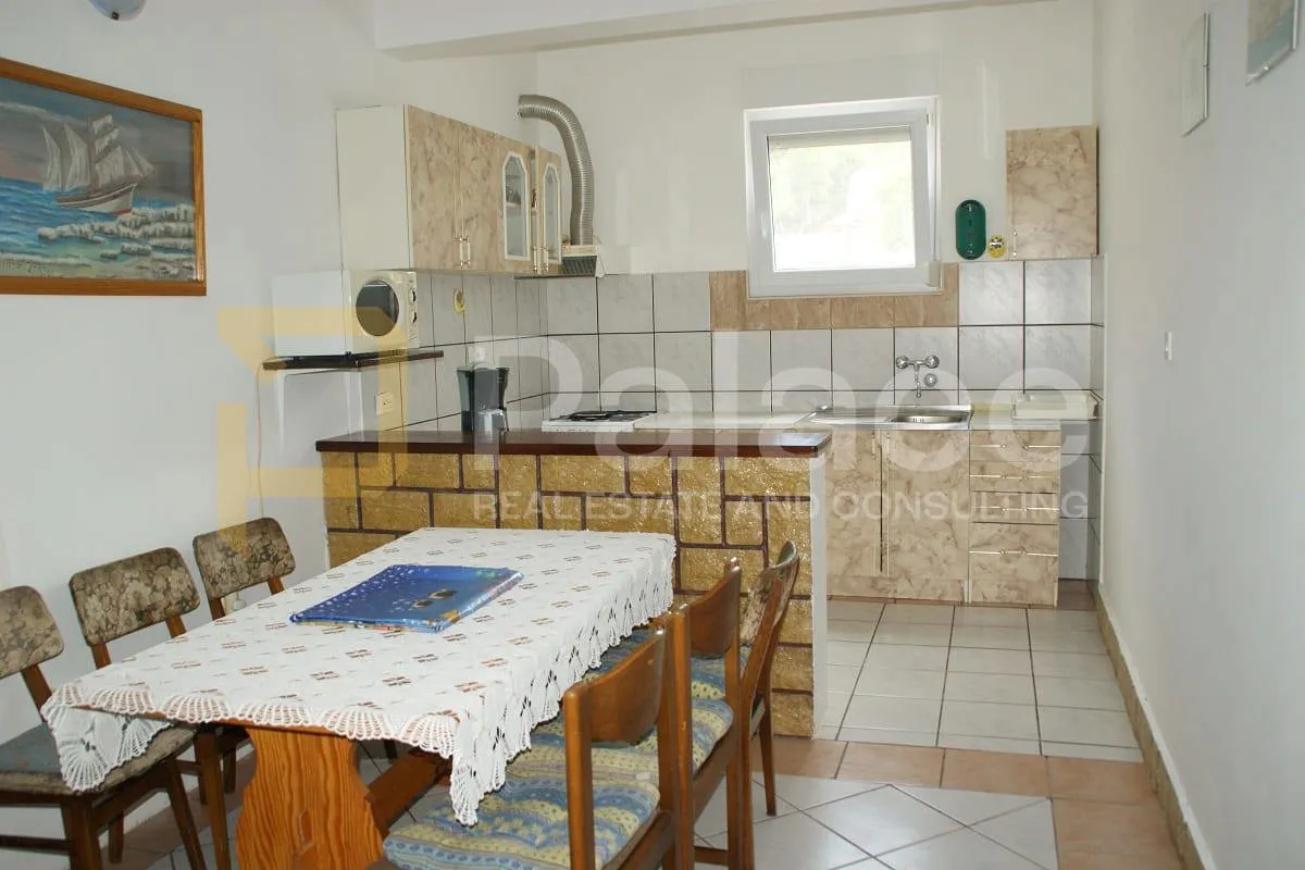 tkon : kuća s dva apartmana u samom centru 140 m2 - slika 11