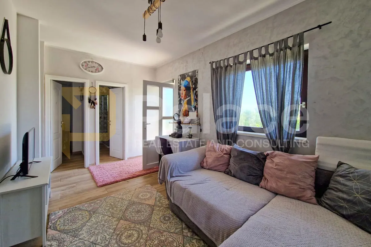 dva stana s bazenom, vrtom i parkirnim mjestima, ika - 89,10 m² - slika 5