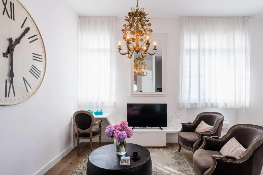 opatija centar, 5 apartmana 200m2, ekskluzivna investicijska prilika - slika 10