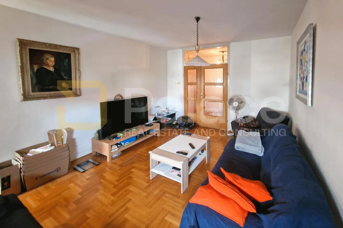 OBITELJSKI DOM – Trosoban stan 70 m² s balkonom, Malešnica - Zagreb