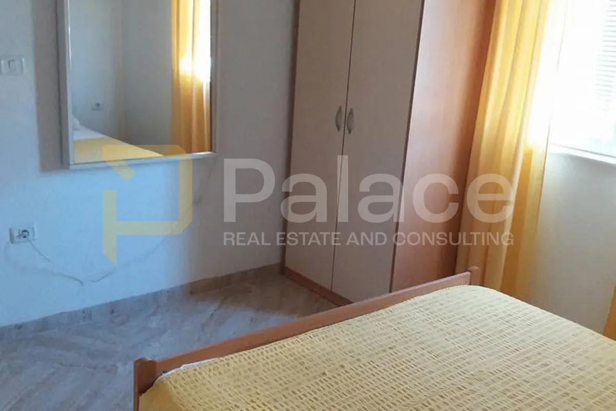 *sniženo* prekrasna kuća s apartmanima, maslinica, šolta - slika 19