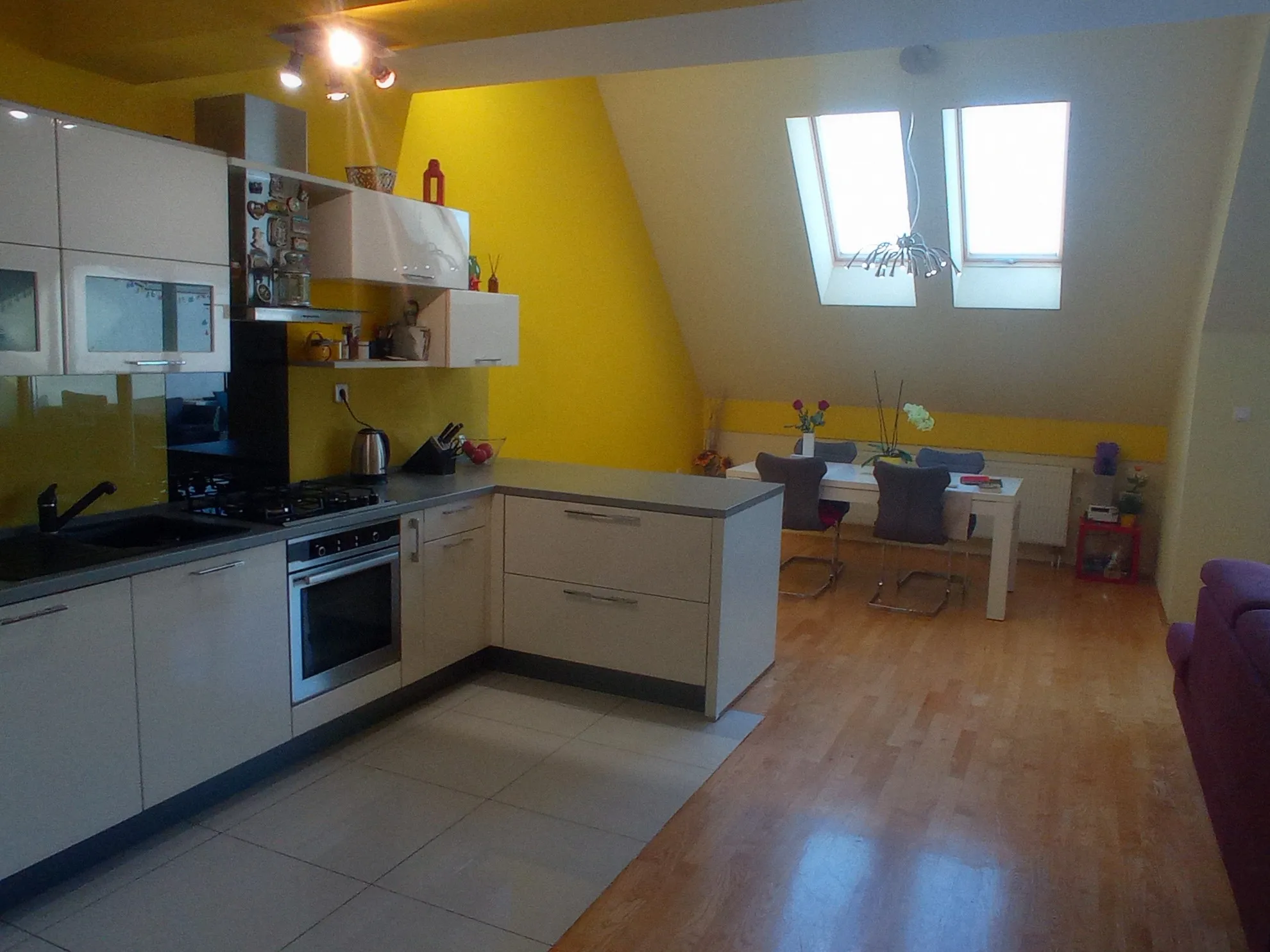osijek, divaltova, vrhunski uređen četverosobni penthouse s garažom - slika 4