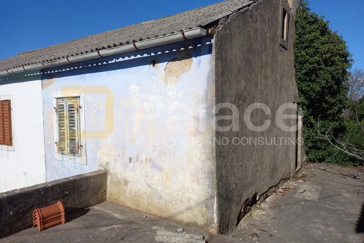 kamena kuća za renovaciju - lukoran - slika 3