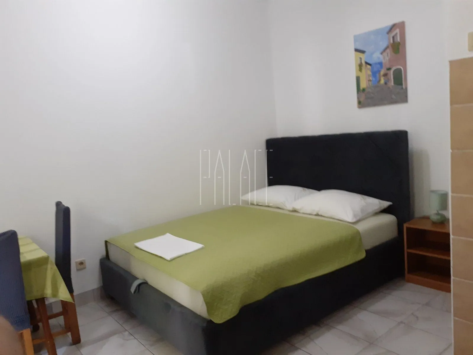 kuća s apartmanima blizu mora: srima (vodice), 300.00 m2 - slika 6