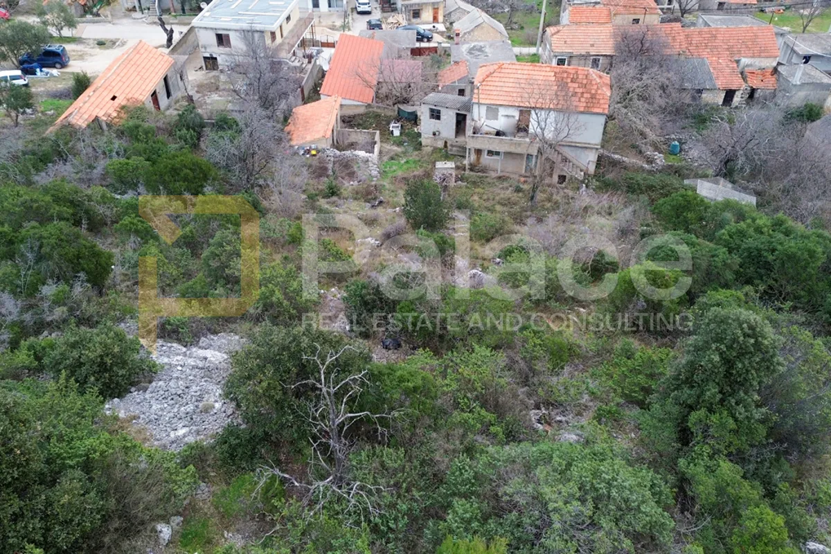 povoljno: kuća za renovaciju s okućnicom, pirovac-kašić 122 m2 - slika 16
