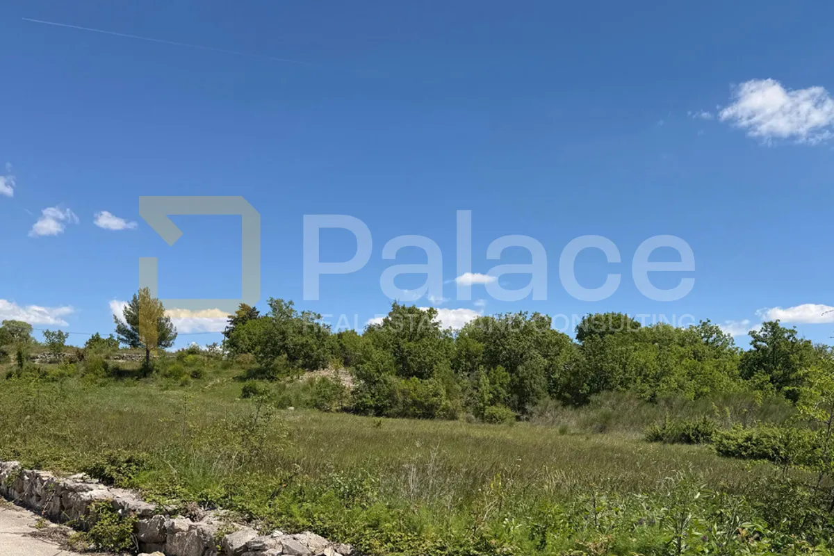 građevinsko zemljište površine 1726 m2, velika glava - slika 4