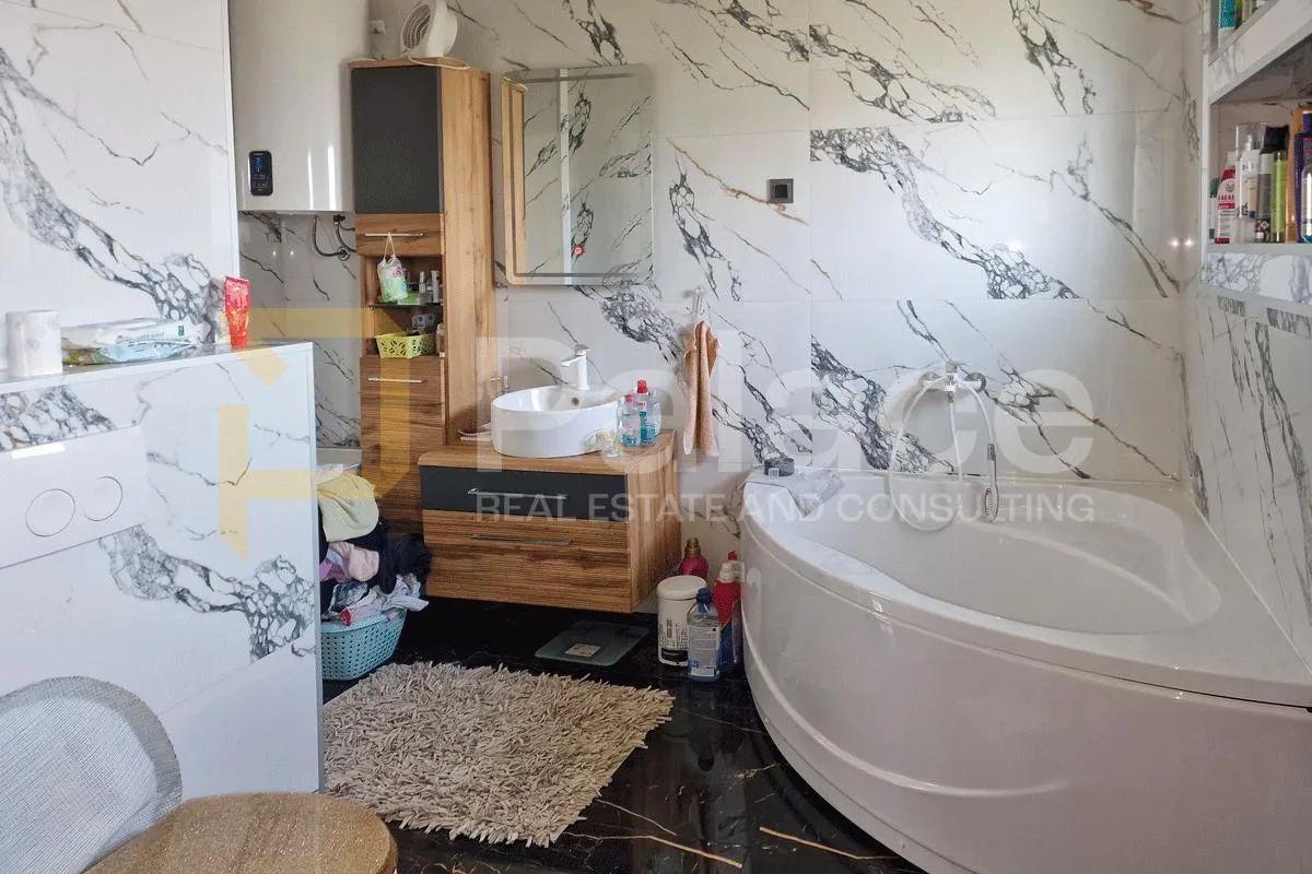 prodaja – kuća s dva stana, trnava, zagreb - slika 6