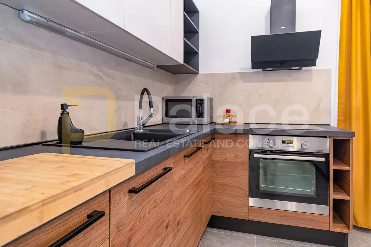 volosko – prekrasan 2s+db s terasom | najam 800 € + režije - slika 7