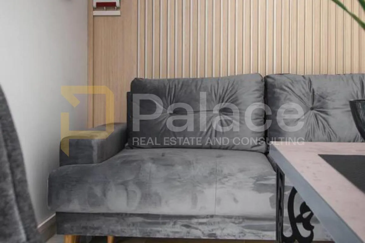 moderno opremljena vila sa sedam apartmana - slika 8