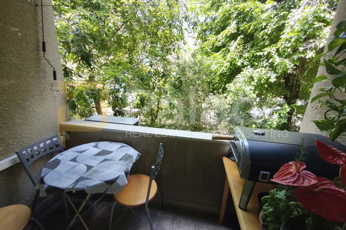 komforan jednosoban stan u blizini centra - slika 3
