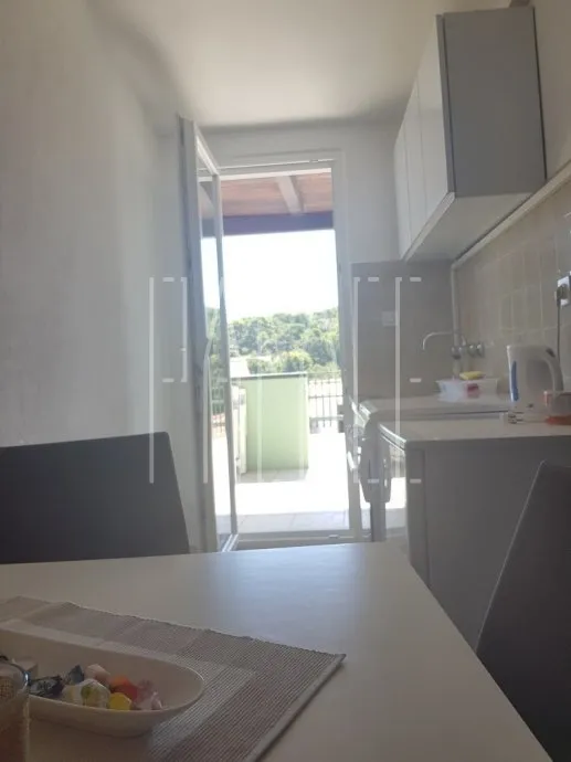 *kuća: tisno, katnica, 400 m2 - slika 14