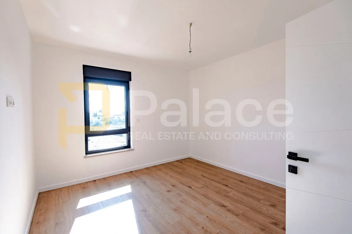 prostran trosoban stan s panoramskim pogledom, 133 m2, s4- tribunj - slika 13