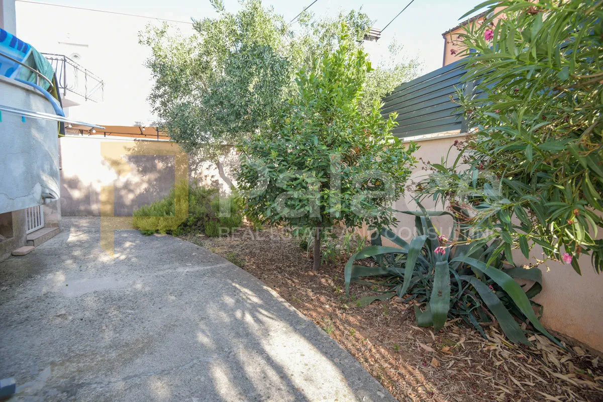 dvosoban stan na odličnoj lokaciji s balkonom, srima, 50.00 m2 - slika 14