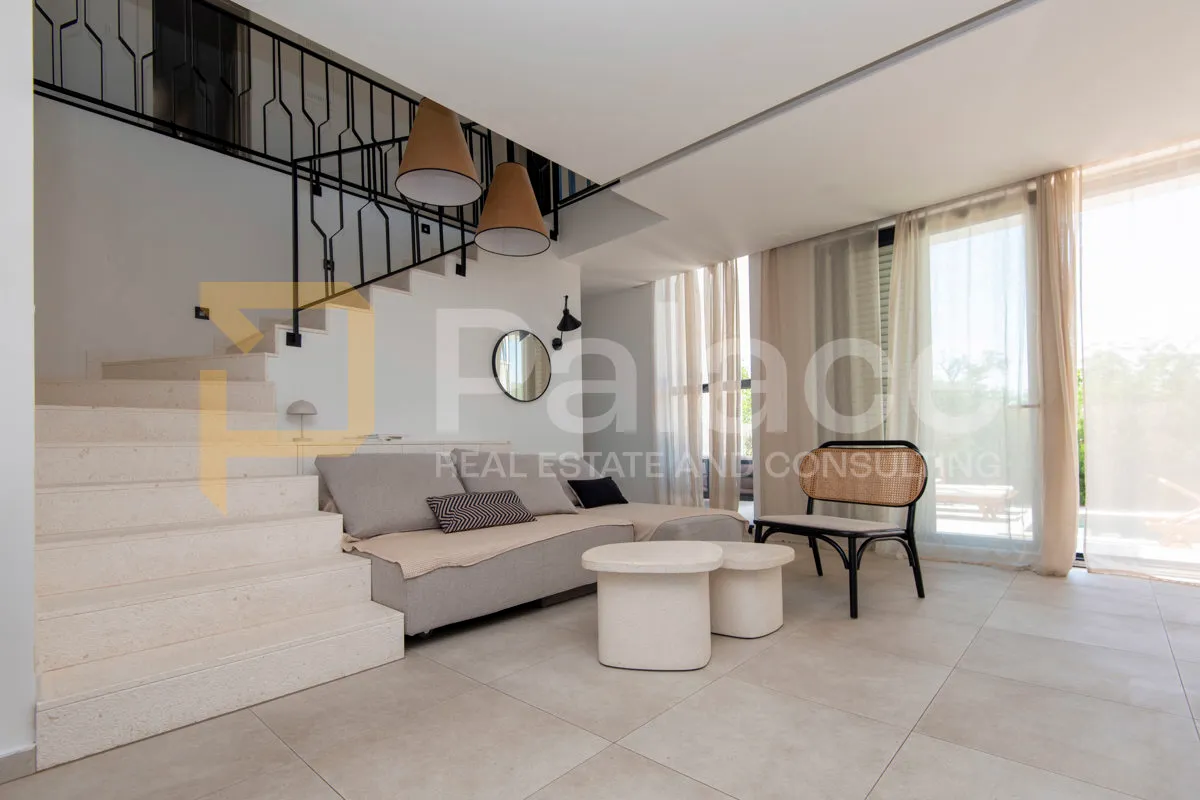 luksuzna vila 210m2 - prvi red do jezera - bilice - slika 4