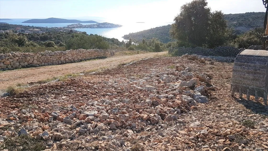 Građevinsko zemljište s pogledom na more Rogoznica - Kanica 1114 m2 - Kanica, Rogoznica