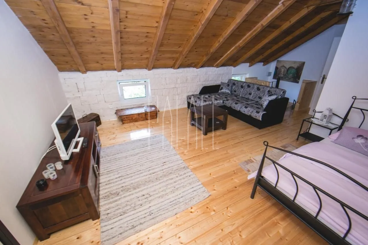 apartmanska kuća na prekrasnom imanju sa bazenom: bogdanovići - slika 15