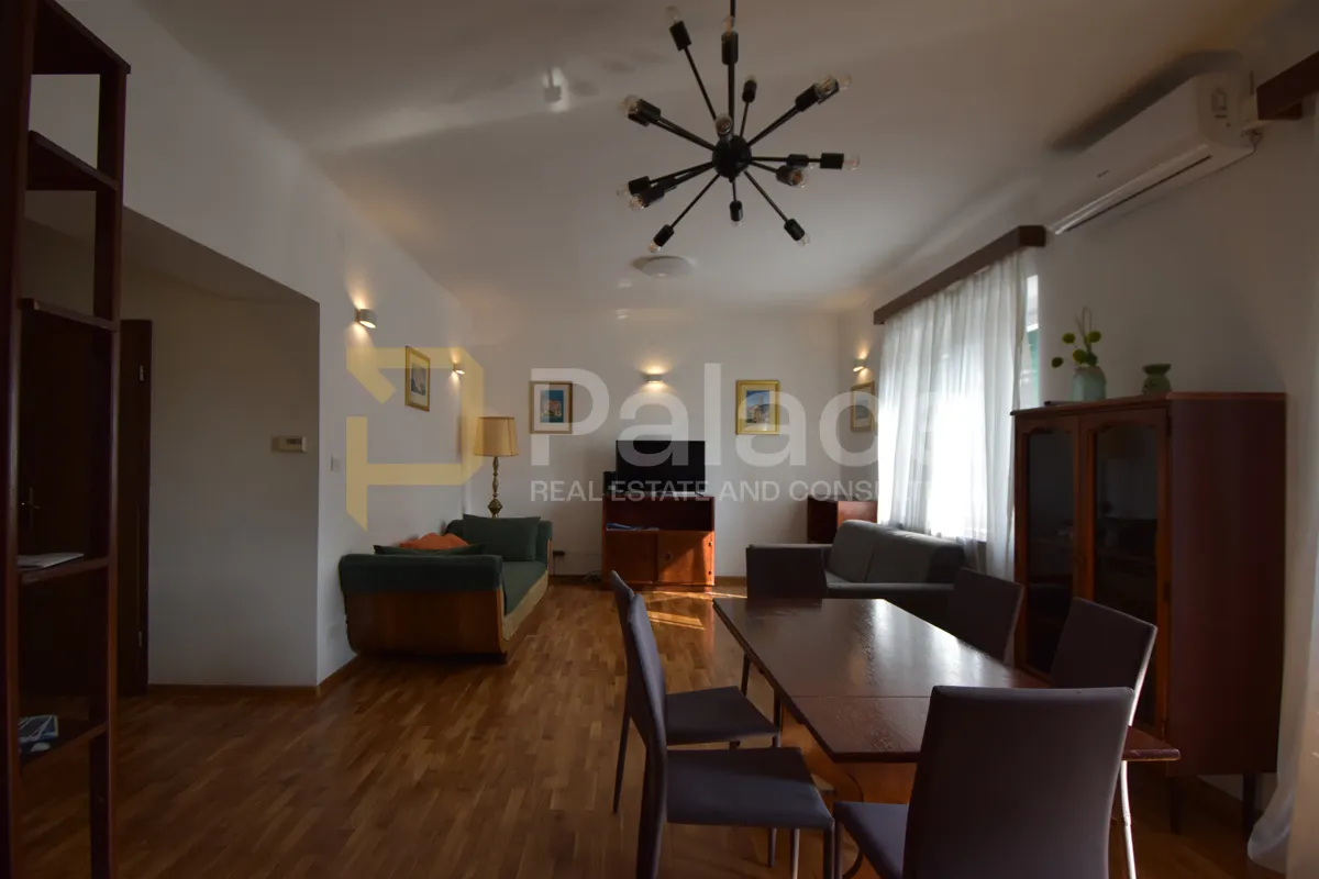 stan za najam 70 m2 u centru splita - slika 8