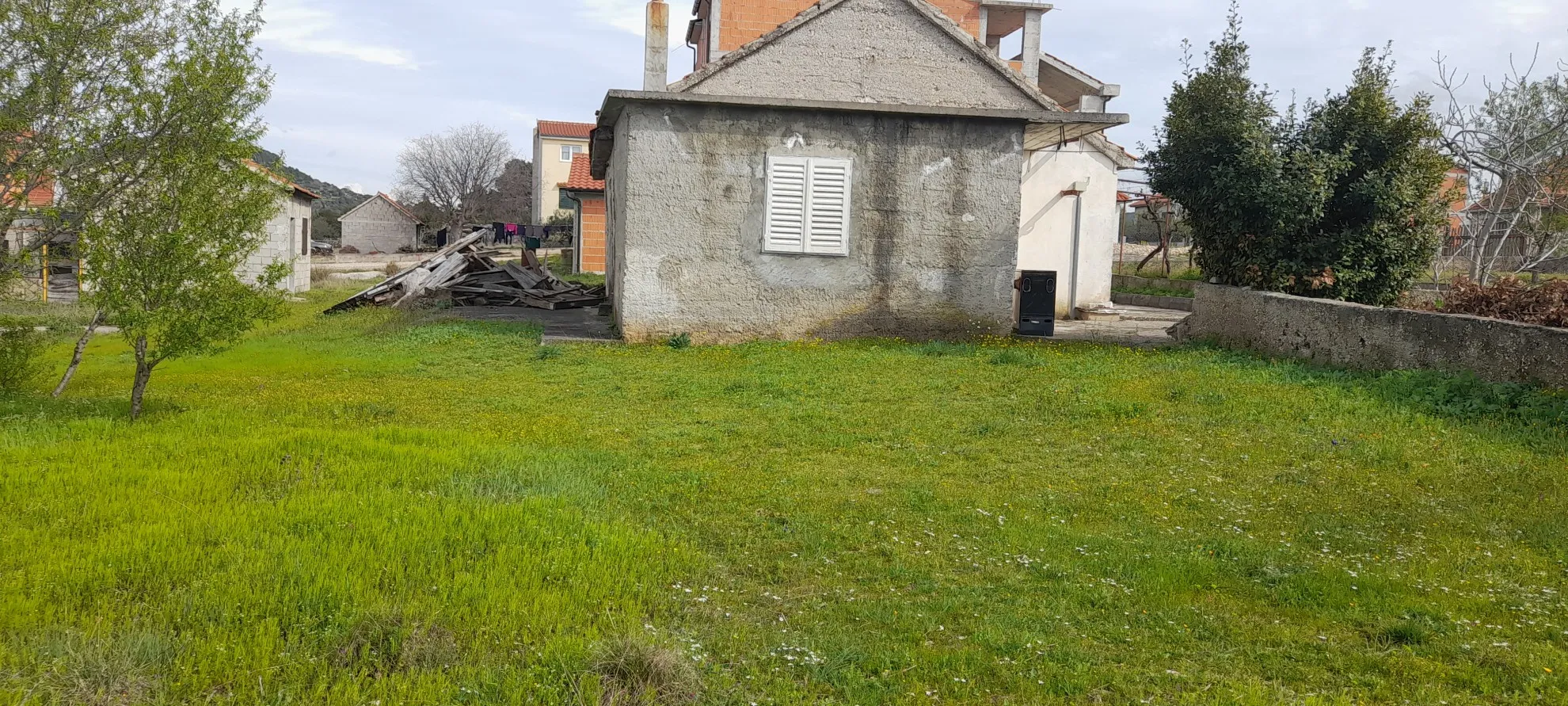 kuća u vrpolju na parceli od 1500 m2 - slika 12