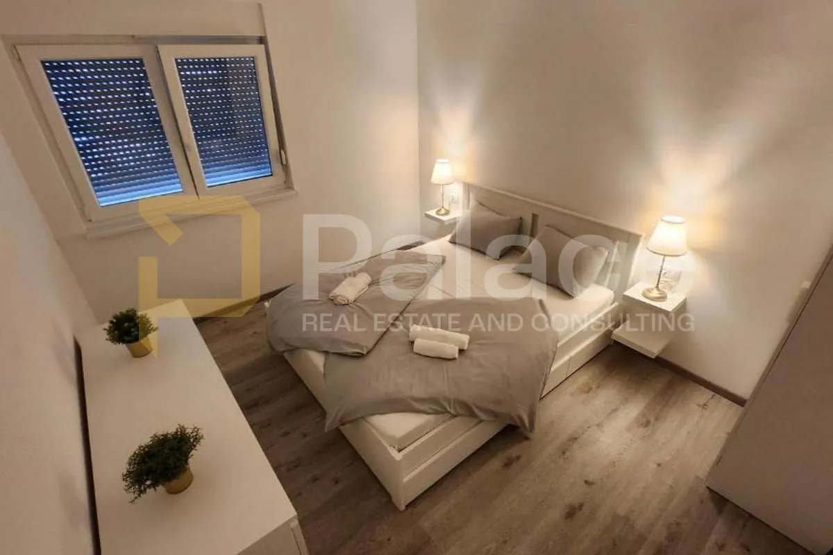 moderno opremljena apartmanska kuća, 1. red do mora, selca - slika 21