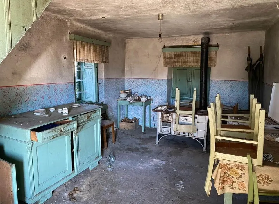 šest kuća/starina i gospodarskih zgrada s zemljištem, matulji - slika 2