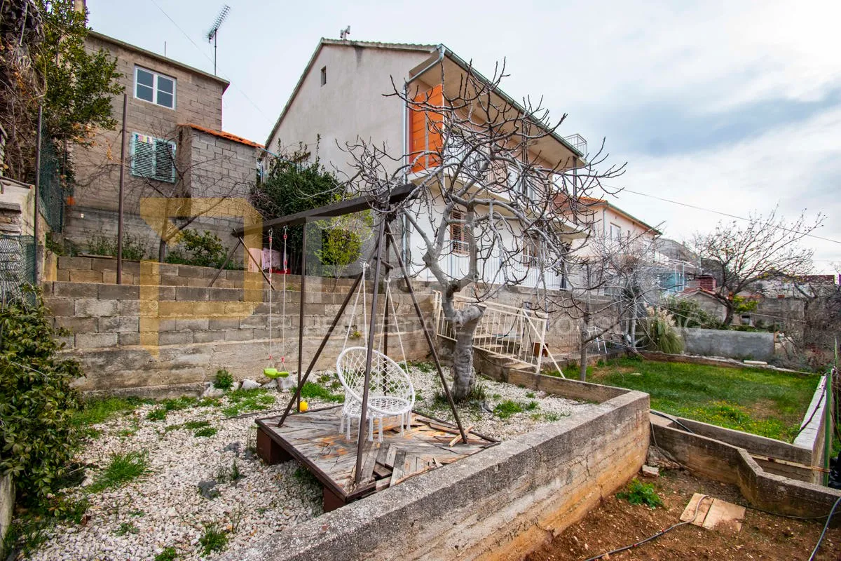 kuća: šibenik, 160.00 m2 - slika 20