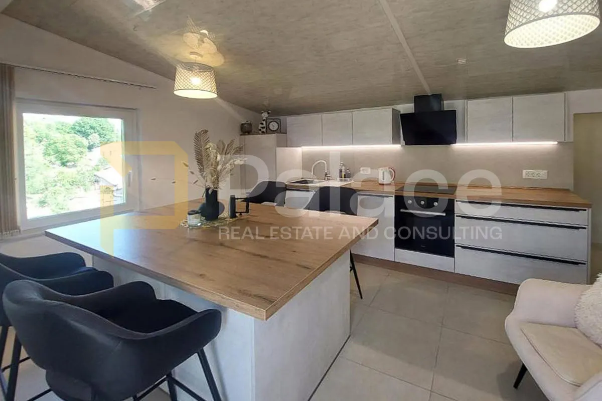 prostrana kuća s 3 stana i poslovnim prostorom - kastav, 370 m² - slika 2