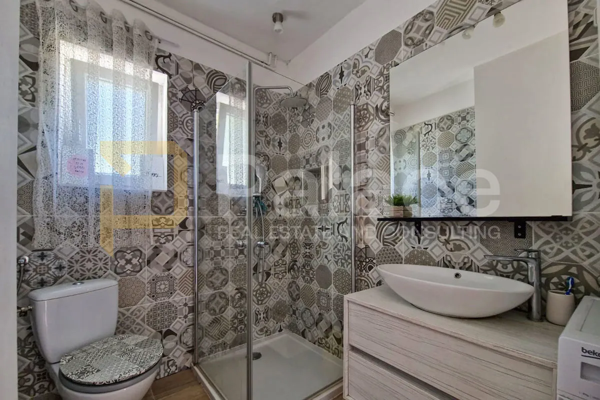 dva stana s bazenom, vrtom i parkirnim mjestima, ika - 89,10 m² - slika 13