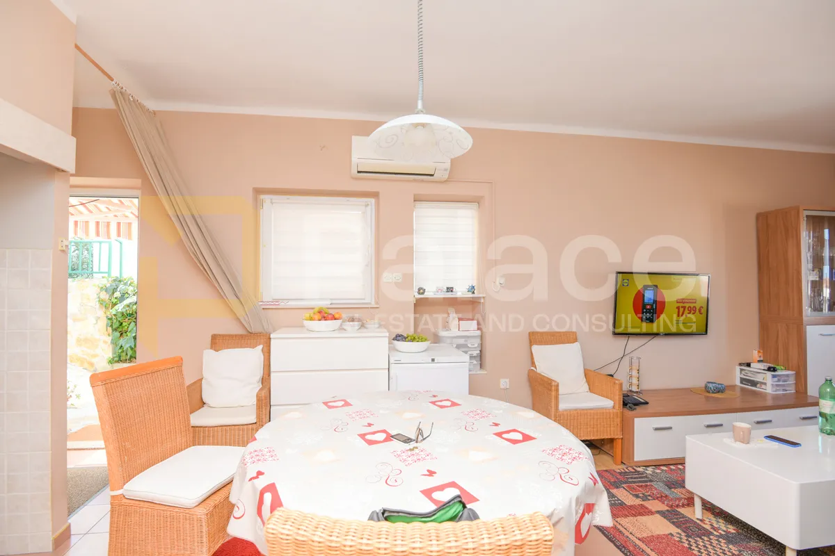 samostojeća kuća s pogledom na more, šibenik, 104 m2 - slika 10