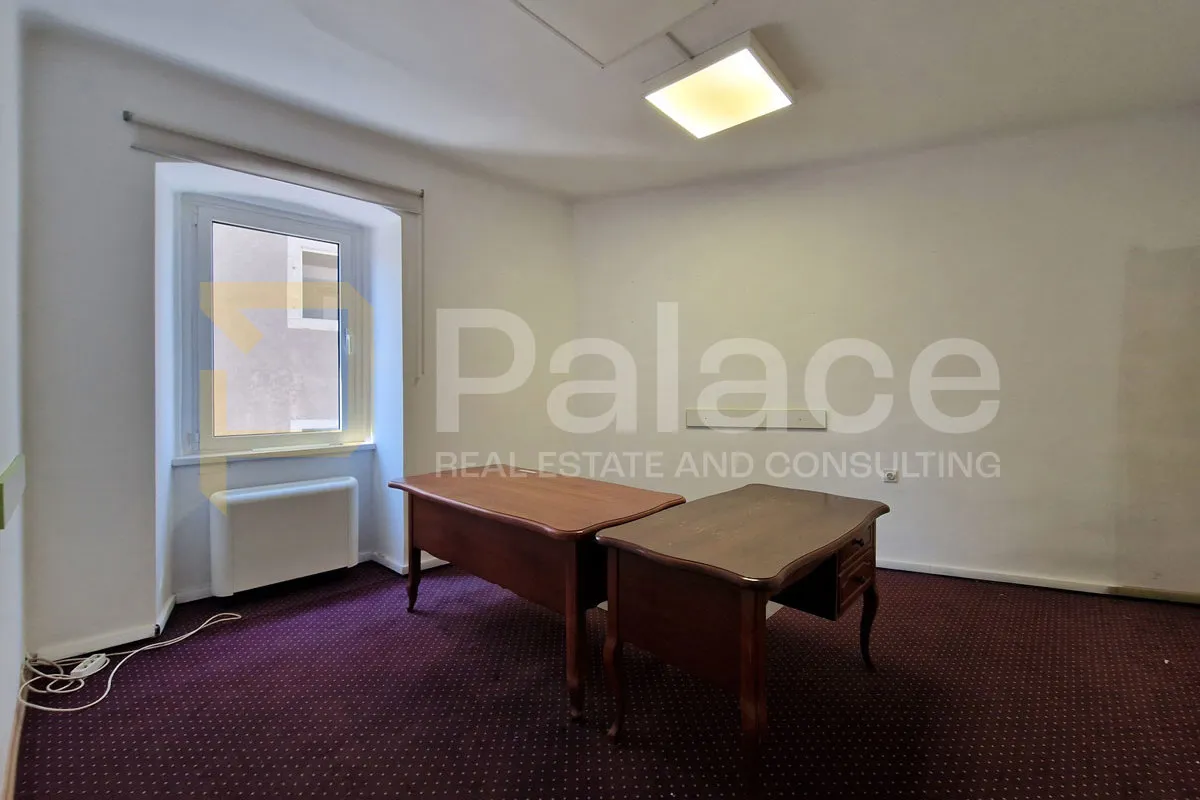 prvi kat poslovne zgrade za zakup – strogi centar rijeke, 98m² - slika 5