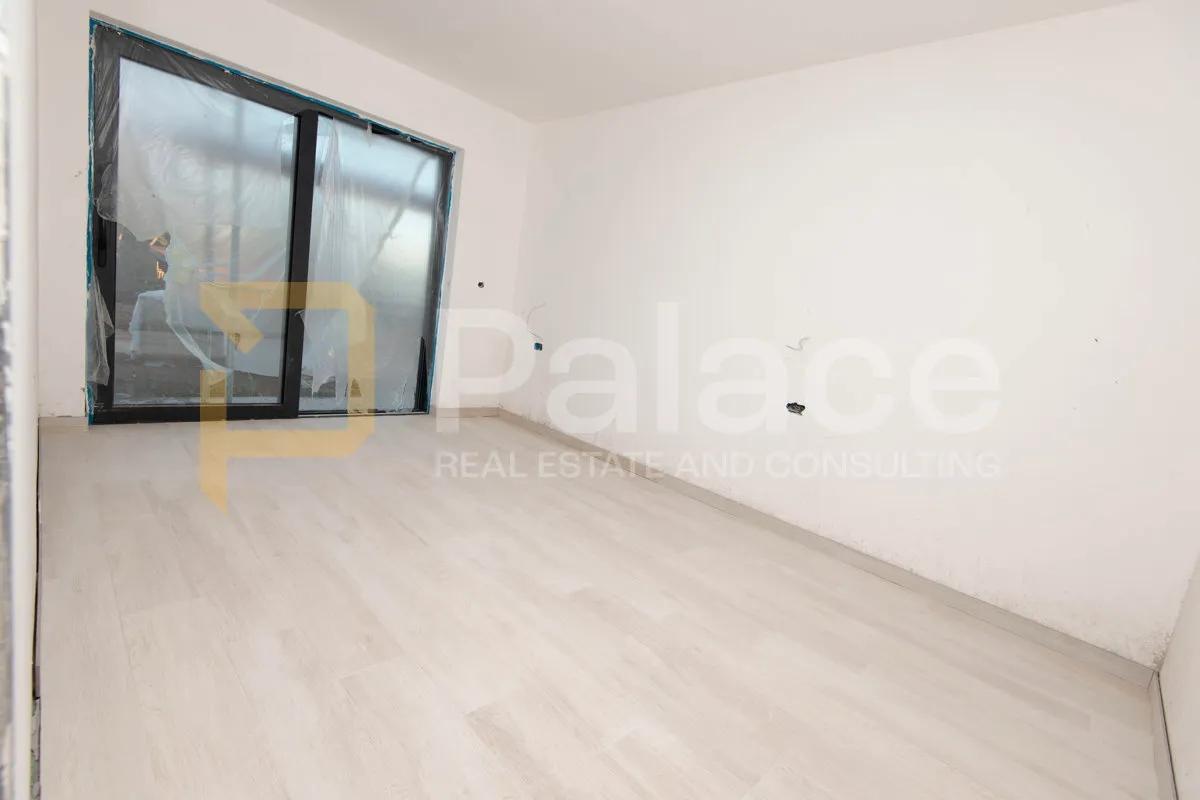 trosobni stan u prizemlju prvi red do mora 142m2 - vodice - slika 15