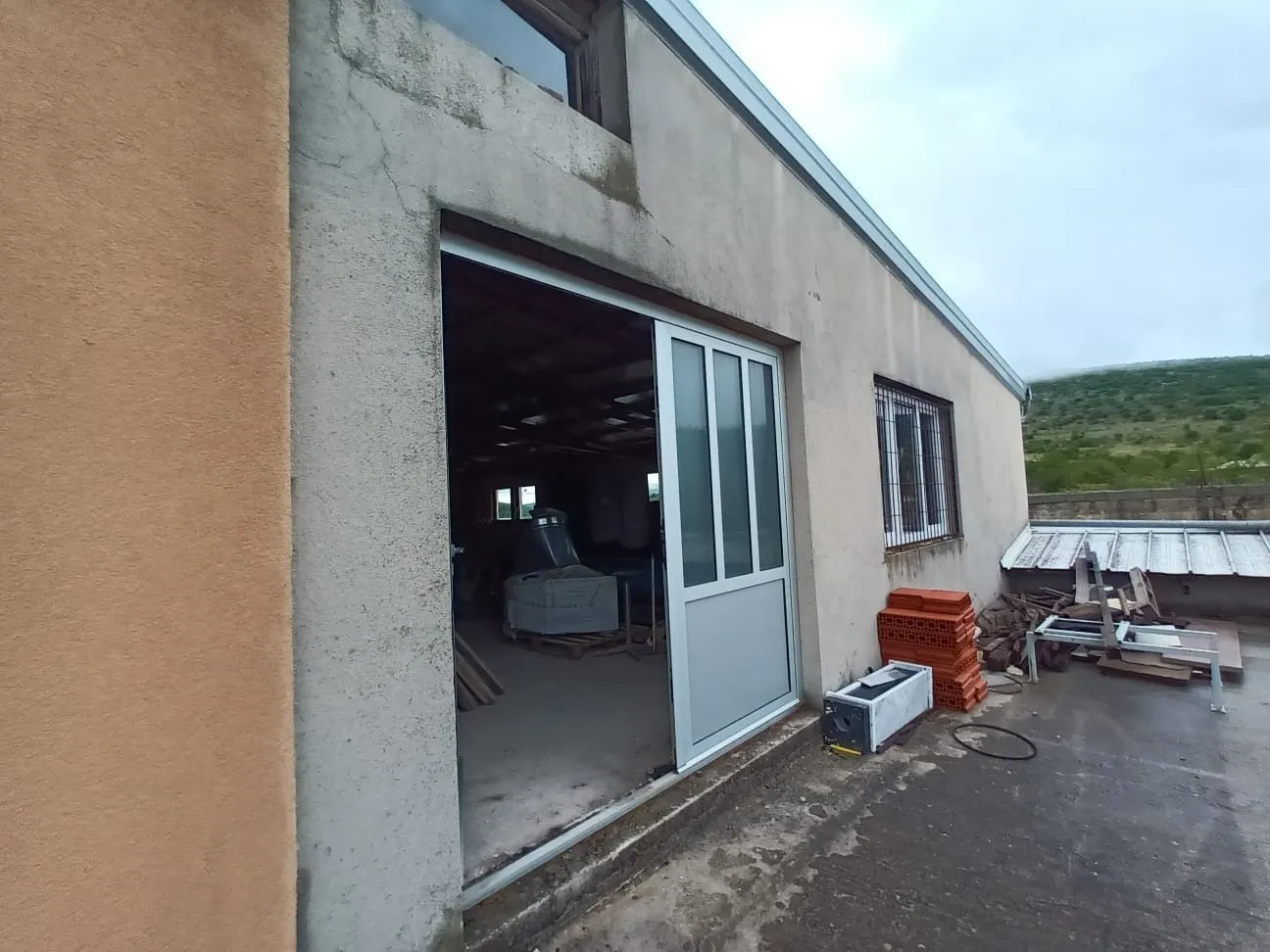 poslovni prostor razne namjene, na odličnoj lokaciji, dicmo 1000 m2 - slika 3