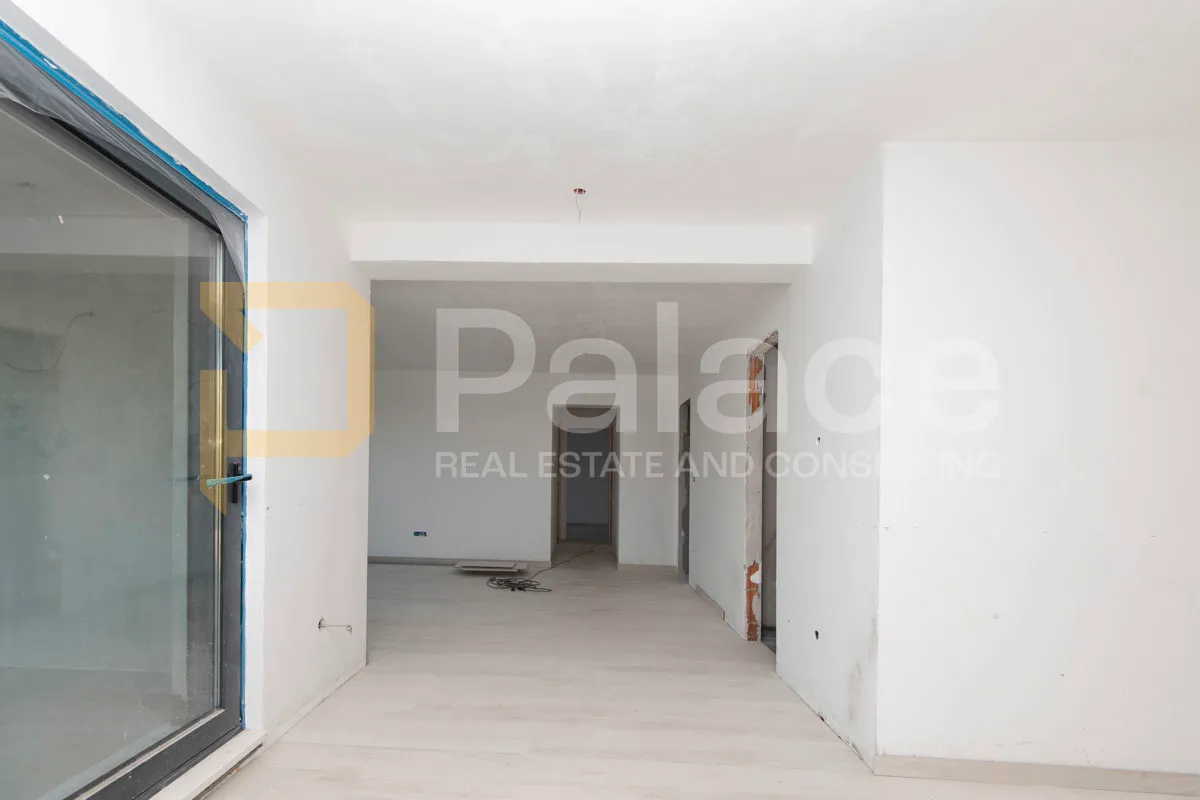 trosobni stan prvi red do mora - vodice 109m2 - slika 8