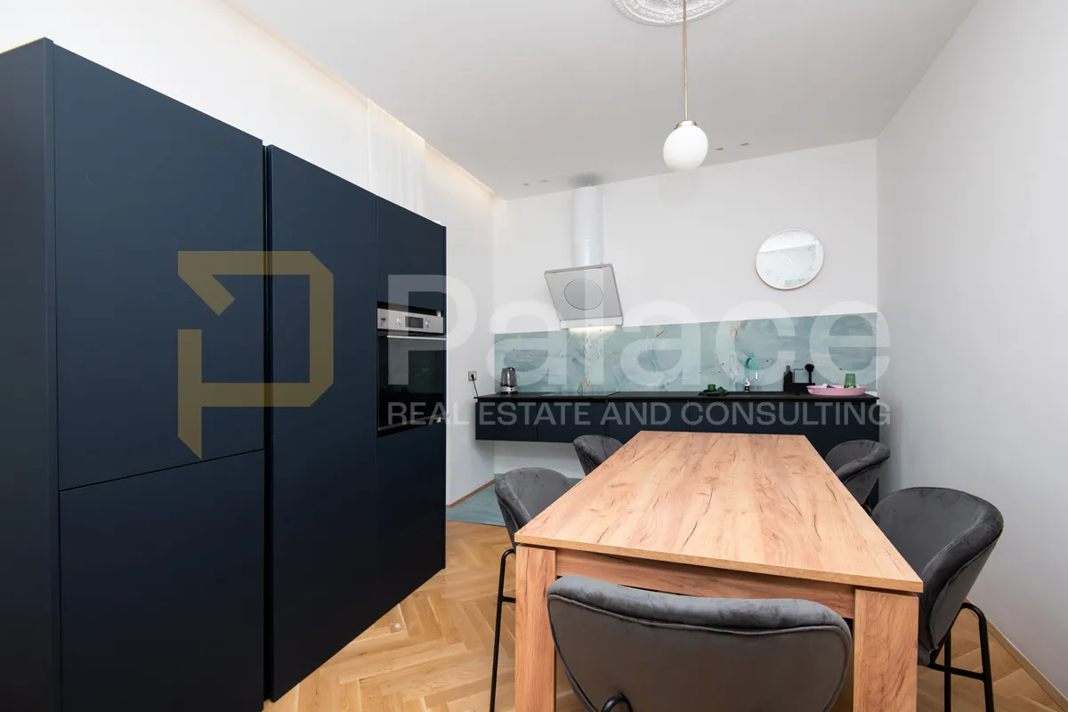 jedinstveni prostrani stan u centru šibenika – potpuno renoviran,80 m2 - slika 17