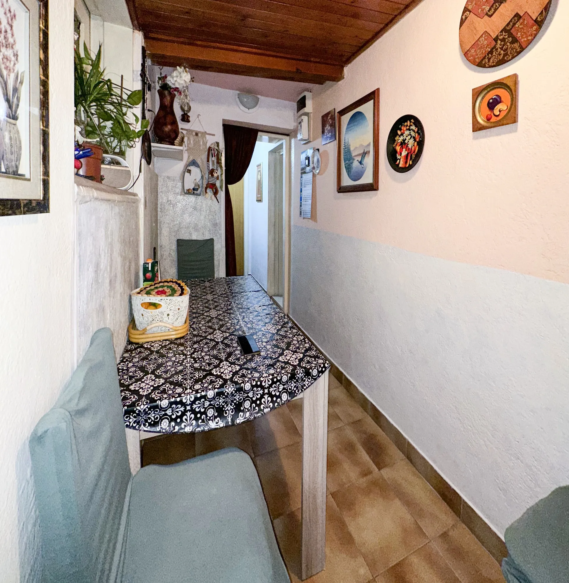 potpuno namješten stan 70m od mora, 35m2 - slika 4