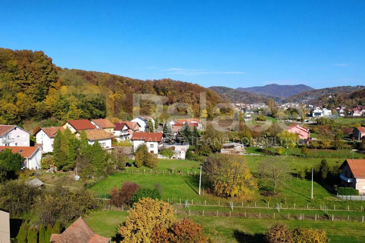 zagreb granešina , veliko zemljšte 4450m2 sa kućom i pomoćnim zgradama - slika 14