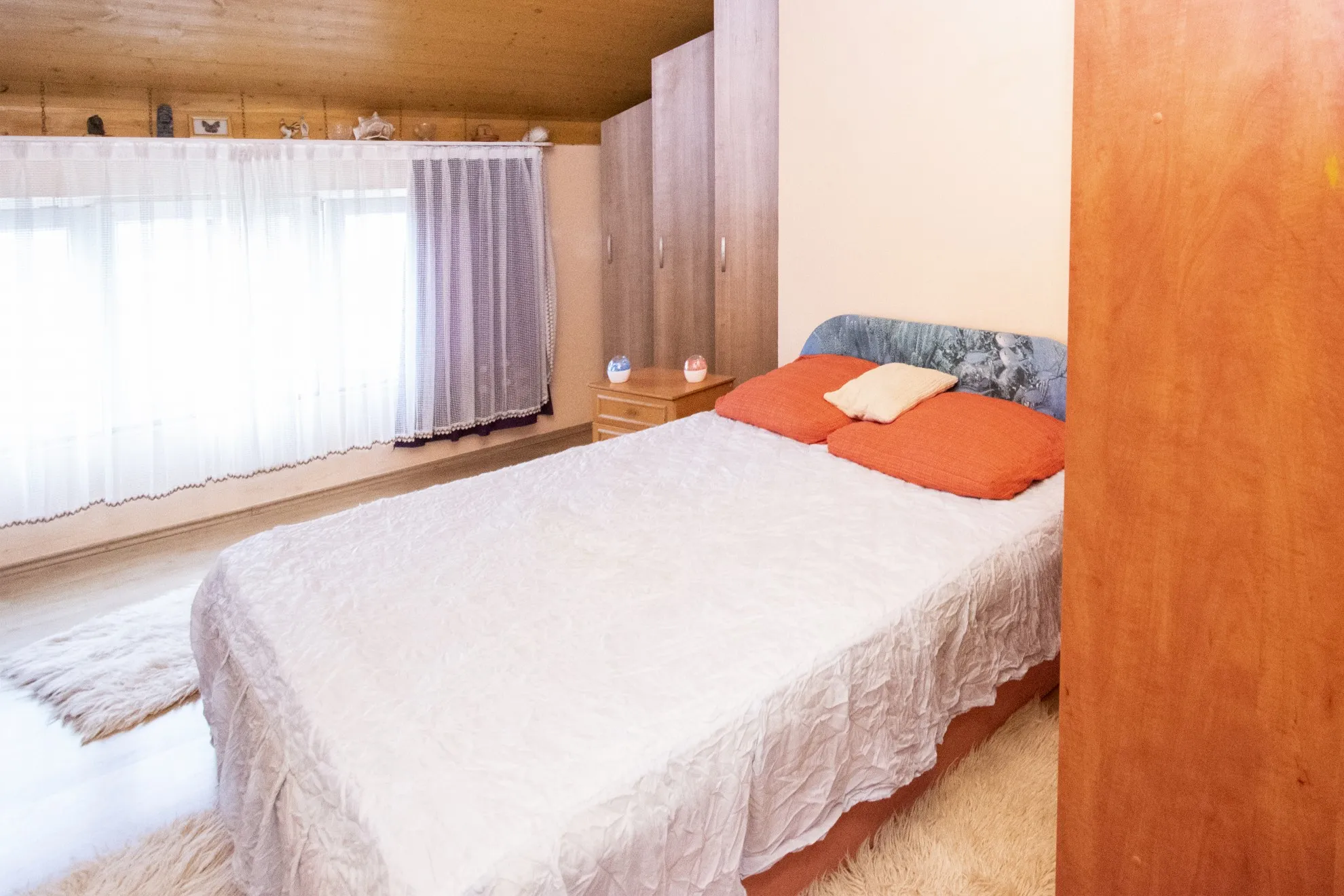 građevinski teren 2896 m2 sa kućom 100m2, bilice - slika 11
