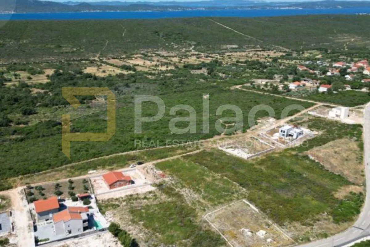 debeljak: atraktivno zemljište 725 m2 - slika 2