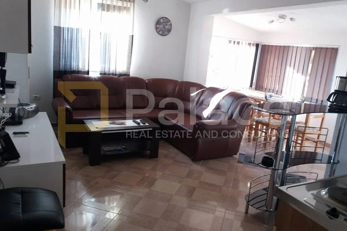 *sniženo* prekrasna kuća s apartmanima, maslinica, šolta - slika 21
